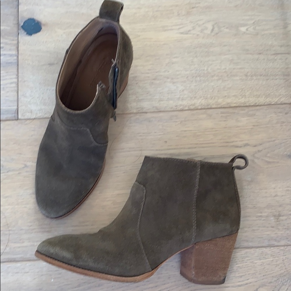 Madewell olive green suede booties